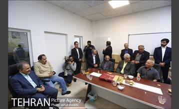 بازدید دکتر نجفی از پروژه های عمرانی و فرهنگی منطقه ۸ 23