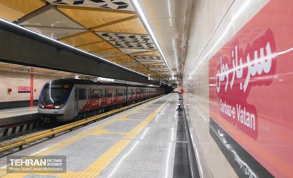 آیین افتتاح ایستگاه مترو سرباز وطن 37