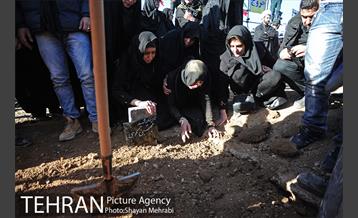 تشییع شهدای آتش نشان  در بهشت زهرا(س) -4 21