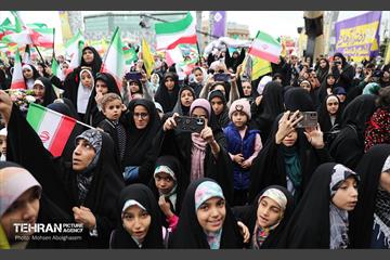 اجتماع «دختران آرمانی» - 1 6