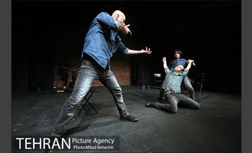 نمایش بهمن کوچیک‎ 11