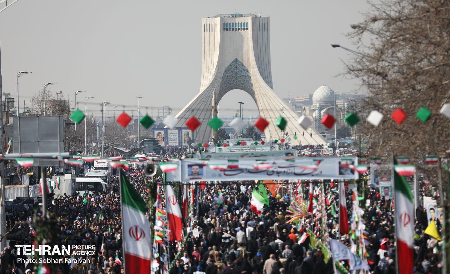 راهپیمایی ۲۲ بهمن - ۱ 10