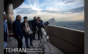 استهلال ماه مبارک رمضان از فراز برج میلاد 24