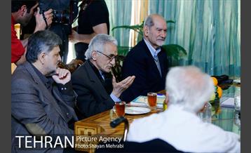 نشست شهرداران تهران پس از انقلاب 19