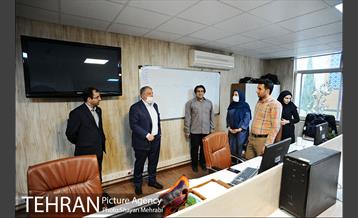 بازدید رئیس شورای شهر از مرکز ارتباطات شهرداری 5
