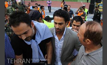 دیدار استقلال و تراکتورسازی در لیگ برتر فوتبال 3