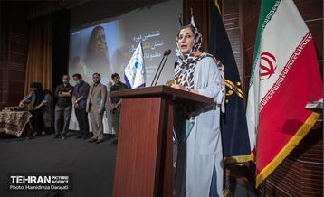 ششمین دوره نشان عکس سال مطبوعاتی 19