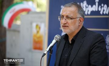 نواخته شدن زنگ دانش آموز شهید در قطعه شهدای گمنام 14