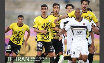 دیدار راه آهن و سپاهان در لیگ برتر فوتبال 10