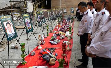 ادای احترام آتش نشان‌های تهران به شهدای جنگ ۱۲ روزه 23