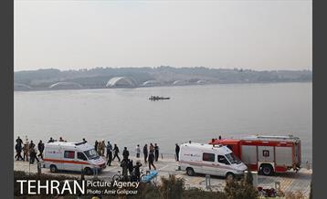 سقوط بالگرد در دریاچه شهدای خلیج فارس