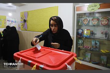 انتخابات چهاردهمین دوره ریاست جمهوری - مسجد النبی (ص) 18
