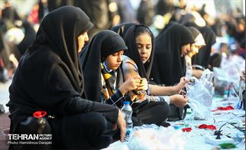 آیین آماده سازی دست سازه های نمدی برای کودکان اربعینی  29