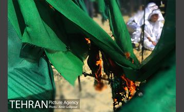 مراسم آتش زدن خیمه ها در ظهر عاشورا‎ 33