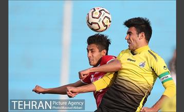 دیدار پارسه تهران و نفت مسجد سلیمان در لیگ آزادگان 18