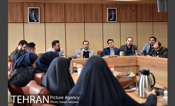 تجلیل از بانوان مرکز ارتباطات و امور بین الملل شهرداری تهران 16