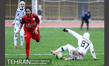 دیدار دو تیم فوتبال البرز و شهرداری بم 32