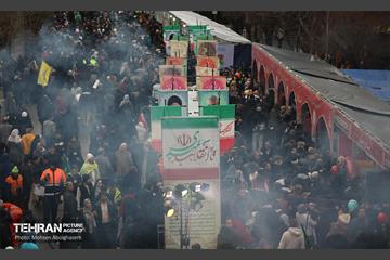 جشن نیمه‌شعبان در میدان ولی‌عصر (عج) - 3 33