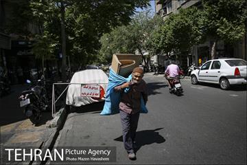 شهرنگار؛ خیابان منوچهری 21