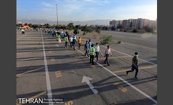 اقامه نماز عید فطر افغانستانی های اهل تسنن مقیم تهران 1