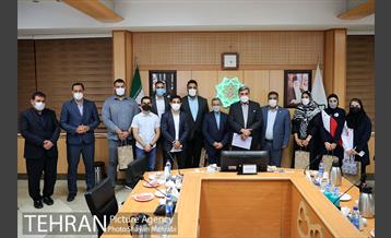 نشست صمیمانه شهردار تهران با جمعی از قهرمانان کاروان المپیک ایران 42