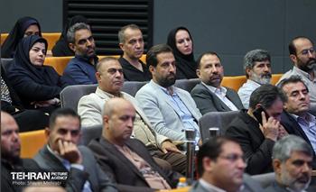 آیین تجلیل از برگزیدگان مناطق 22 گانه 54