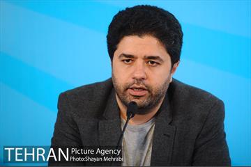 تقدیر از همکاران نویسنده و رونمایى از دوهفته نامه همگامان 6
