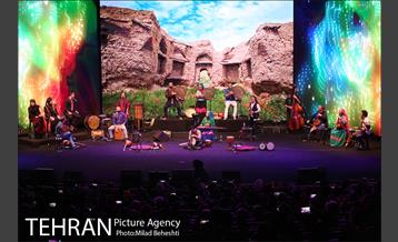 کنسرت گروه رستاک‎ 1