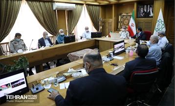 جلسه دکتر زاکانی با اعضای هیئت مدیره باغ موزه دفاع مقدس 11