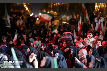 مراسم مناجات و توسل به امام زمان(عج) در رواق کشوردوست