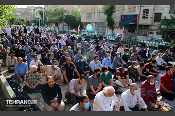 اقامه نماز عید فطر در محله کرمان 9