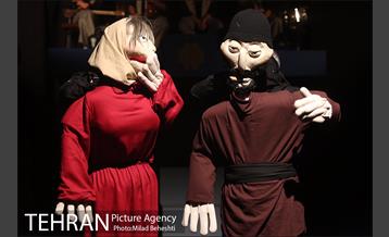 ⁣نمایش حکایت حکایت طبیب اجباری مولیر‎ 6