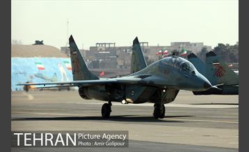 پرواز اسکادران ها بر آسمان پایتخت 25