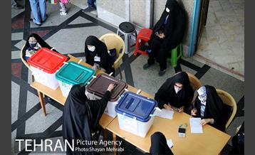 حضور شهردار تهران در انتخابات 1400