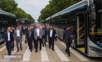 آیین رونمایی و تحویل 110 دستگاه اتوبوس جدید برقی پایتخت در کشور چین 19