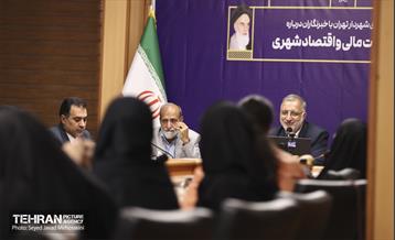 گفتگوی شهردار تهران با خبرنگاران 7