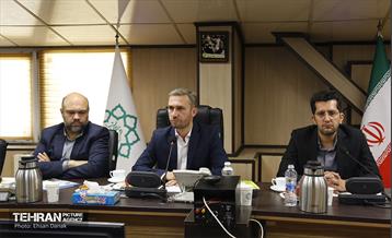 نشست مدیران ارتباطی صنایع و واحدهای تولیدی با شهردار منطقه ۲۱ 14