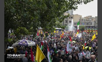 تشییع پیکر شهید اسماعیل هنیه در تهران - 3 26