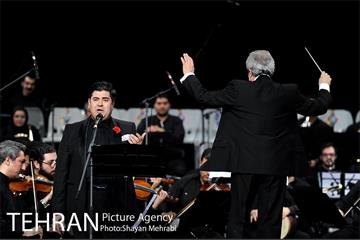 شب موسیقی انقلاب در منطقه گردشگری عباس آباد 36