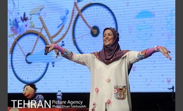 جشن "هر کودک نشانی خدا است" در فرهنگسرای بهمن 9