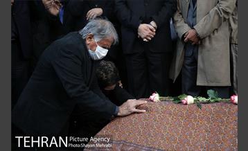 تشییع پیکر استاد محمدرضا شجریان در بهشت زهرا (س) 14