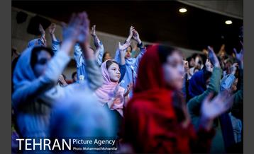 جشن بوی کاغذ رنگی 12