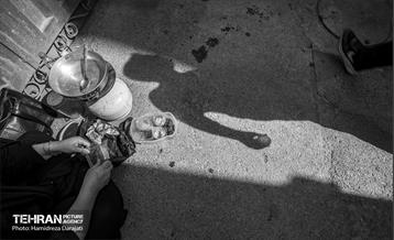 مراسم «حلواپزون» که در گذر زمان نه تنها فراموش نشده، بلکه هر سال به تعداد شرکت‌کنندگان آن افزوده می‌شود