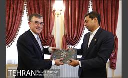 دیدار رئیس مرکز ارتباطات و امور بین الملل شهرداری تهران با سفیر استرالبا 14