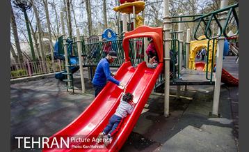 بوستان نیاوران 12