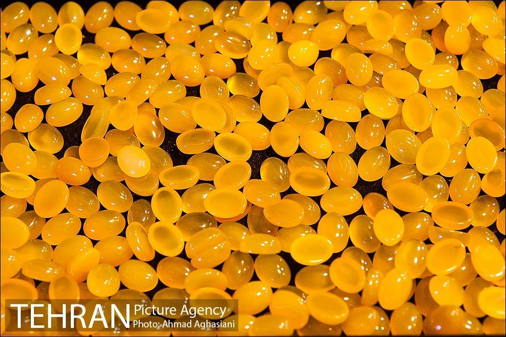 شرف شمس در بازار شهرری‎ 5