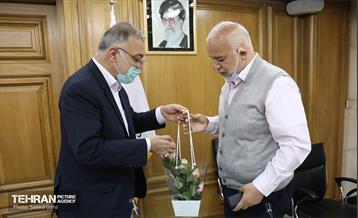 تجلیل شهردار تهران از اعضای شورای شهر به مناسبت هفته شوراها 7