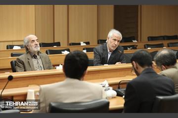نشست صمیمانه شهردار تهران با جمعی از شعرا 8