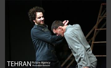 نمایش ویتسک‎ 17