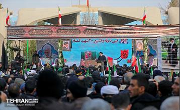 تشییع پیکر ۲۰۰ شهید گمنام دفاع مقدس در تهران 23